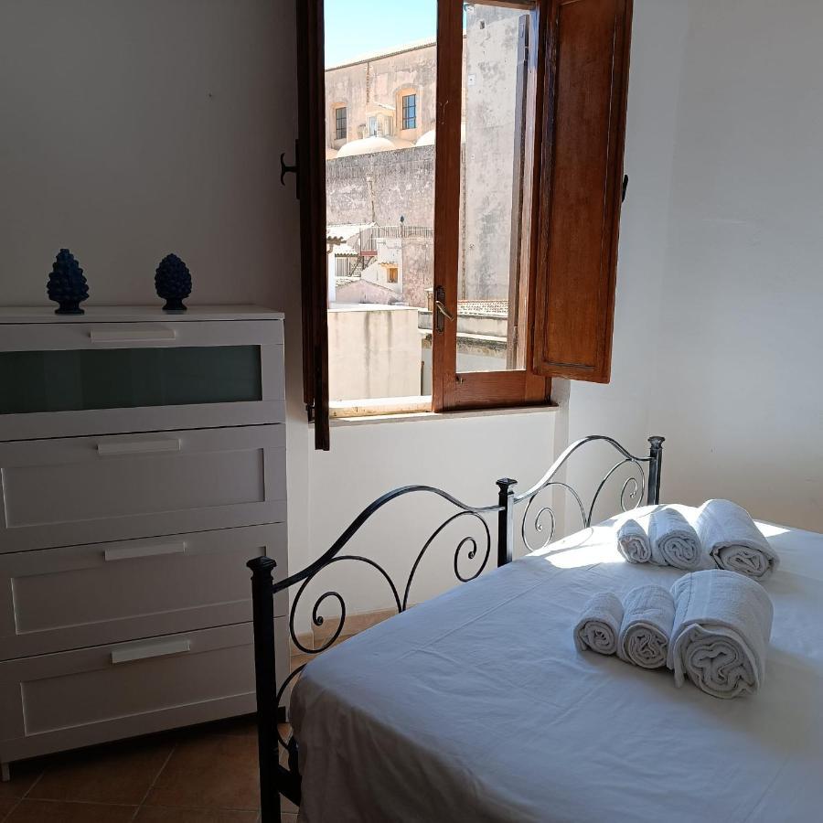Appartamento La Casa Del Sole Syracuse Esterno foto